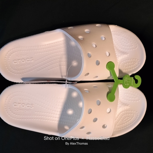 Crocs Classic Sandals Size J6 Slides Slides White (206396) New - Picture 3 of 4